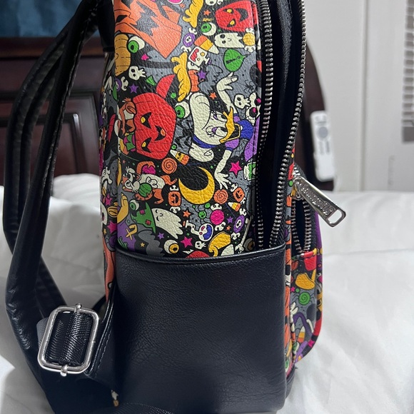 Loungefly Disney Halloween  Mickey and friends  Colorful Character Backpack - Picture 3 of 7